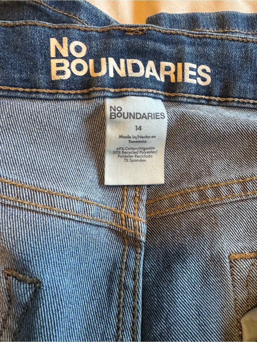 No Boundaries Light Blue Straight-Look Jeans